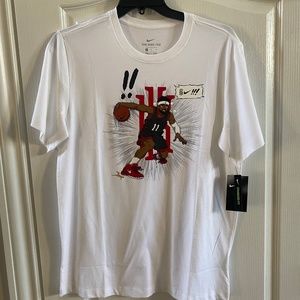 Nike Tshirt NWT